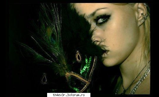 Akourah. - мαﻮ∂αℓєηα - Goth