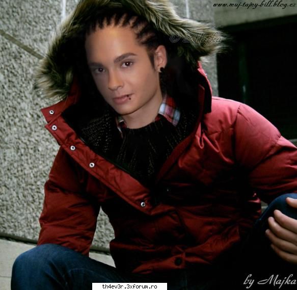 kiss

tom kaulitz ?? kiss or spank