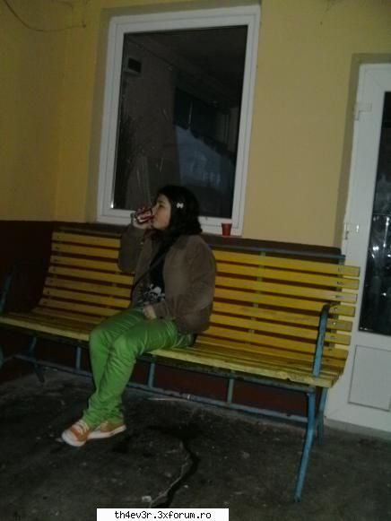 Stupid Coke. - V-am spus sa nu intrebati ce faceam acolo, sunt - Bine ati venit!