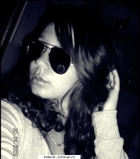 ally.on.board >:) - multumesc:"> e cv ce vreti sa stiti?:X - Bine ati venit!