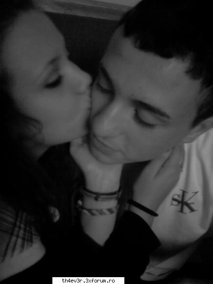 ally.on.board >:) - Another photoo :>:)) E :X A :> =)) 8 - > Love - Bine ati venit!